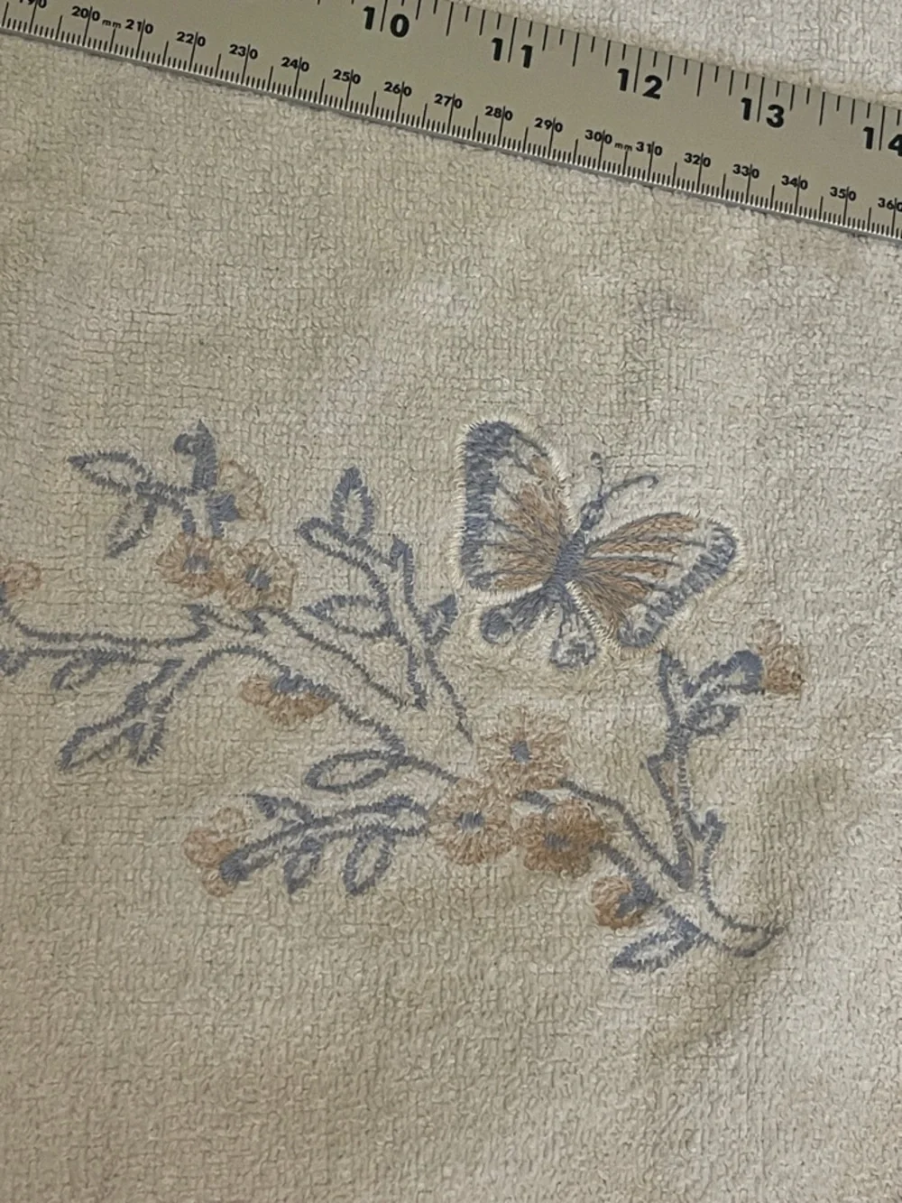 Vintage Bath Towels Set of 2 Light Blue Buttery on Branch 40” x 21”